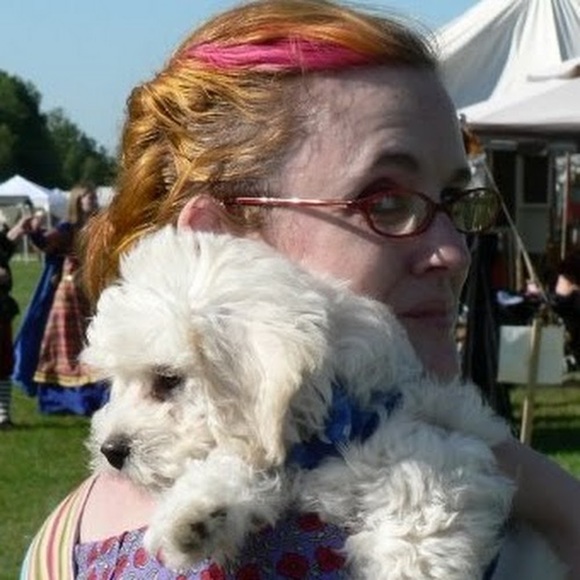 Meet your Posher, Kendra - Picture 1 of 1